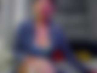 Live cam show with Julianewell - Granny on Mixed Magazine Live