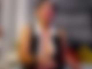 Julianewell's Live Sex Cam Show