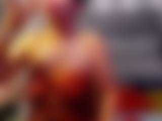 Julianewell's Live Sex Cam Show