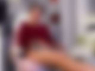 Julianewell MILF webcam performer live streaming