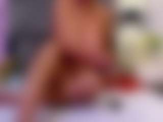 Julianewell's Live Sex Cam Show