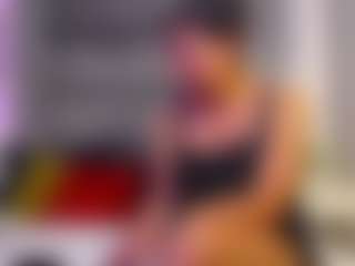 Show live cam dengan Julianewell - Grey di Camsoda