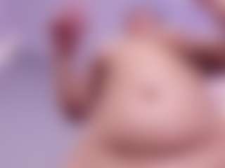 Live cam show with Nahia-Baker - Red Hair on Milfs Live