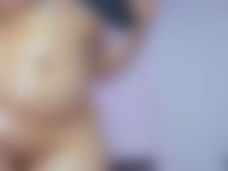 Live cam show with Nahia-Baker - Facial Piercings on milfzrlive.com