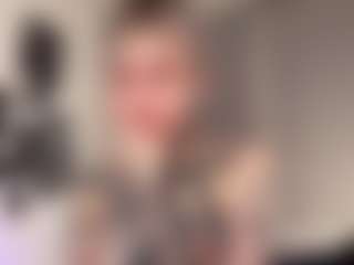 Live cam show with SherrellRevell - Tiny Tits on UwU Esports