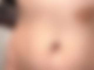 Live cam show with SherrellRevell - Striptease on AdultVida.com