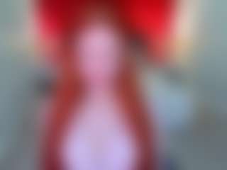 Live cam show with BloomAndFun - Red Hair on Milfs Live