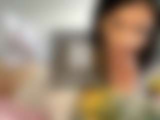 Live cam show with Becky Vibe - Threesome on live18s.com