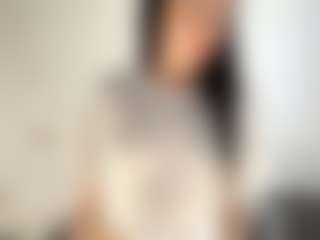 Live cam show with Becky Vibe - Moaning on SxyPornLive