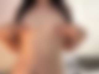 Live cam show with Becky Vibe - Game on Camsoda