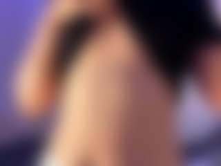 Live cam show with Becky Vibe - Game on CamSextacy