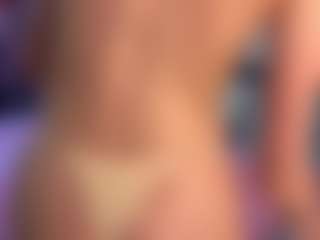 ClarisaFerencz's Live Sex Cam Show