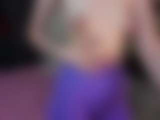 ClarisaFerencz's Live Sex Cam Show