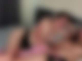Live cam show with ClarisaFerencz - Camel Toe on Fling VIP Chat