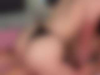 Live cam show with ClarisaFerencz - Tiny Tits on Camsoda Late Night