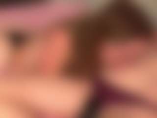 Live cam show with ClarisaFerencz - Ass Bouncing on slutload