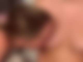 ClarisaFerencz's Live Sex Cam Show