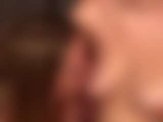 Live cam show with ClarisaFerencz - Normal on StripNow