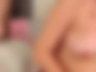 Live cam show with ClarisaFerencz - Brown Hair on Mixed Magazine Live