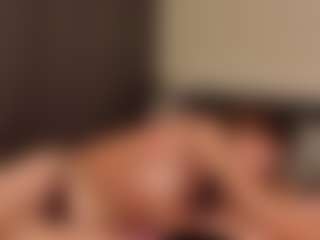 ClarisaFerencz's Live Sex Cam Show