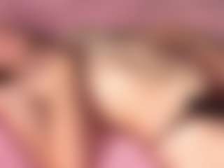 ClarisaFerencz's Live Sex Cam Show
