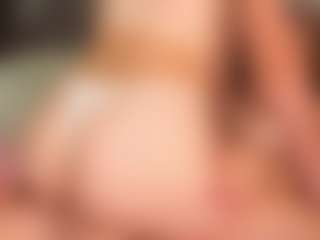 Live cam show with ClarisaFerencz - Tease on Camsoda