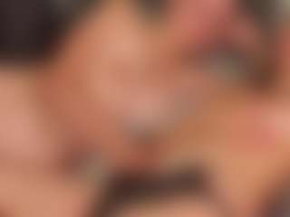 Live cam show with ClarisaFerencz - Camel Toe on Pornisteam.com