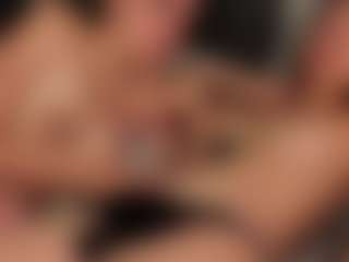 Live cam show with ClarisaFerencz - Camel Toe on parknlotfishbdy