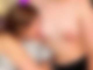 Live cam show with ClarisaFerencz - Nipple Piercings on Camsoda