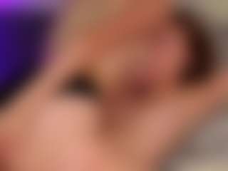 ClarisaFerencz's Live Sex Cam Show
