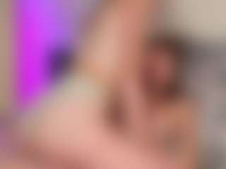 Live cam show with ClarisaFerencz - Facial Piercings on slutload