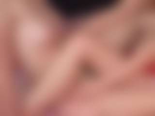 Live cam show with ClarisaFerencz - Orgasm on intimatelivegirls.com