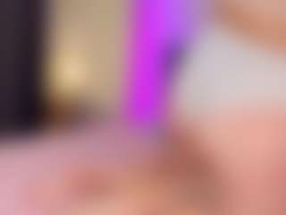 Live cam show with ClarisaFerencz - Nipple Piercings on Streamer API