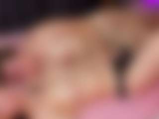 Live cam show with ClarisaFerencz - White on infinitiblacc.com | russian federation