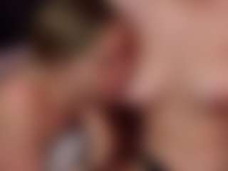 Live cam show with ClarisaFerencz - Skinny on Camsoda