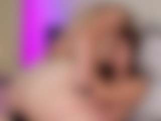 ClarisaFerencz's Live Sex Cam Show