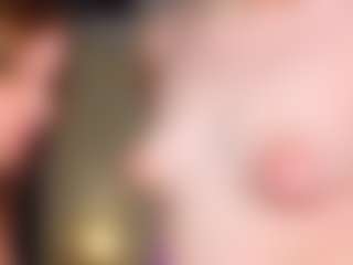 ClarisaFerencz's Live Sex Cam Show
