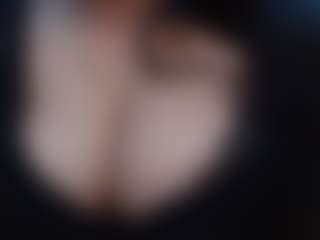 Live cam show with Shivanibhabhi - Upskirt on SinfulBabes