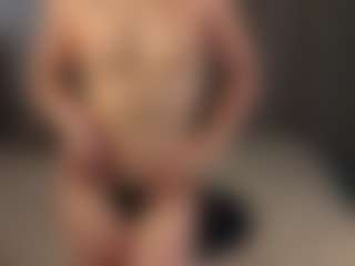 VirginaTwedt's Live Sex Cam Show