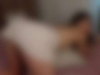 Live cam show with VirginaTwedt - Fingers on CamClone