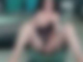 Live cam show with BrendaJanes - Blue Eyes on Camsoda