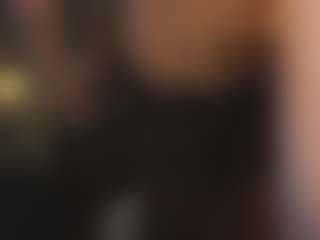 Avie's Live Sex Cam Show
