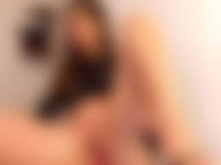 lexisquirt's Live Sex Cam Show