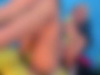 Live cam show with alondra-wile - Tease on AdultVida.com
