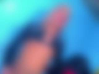 Live cam show with alondra-wile - Tease on Gym Cam Girls