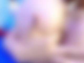 Live cam show with crystal-love18 - Hazel Eyes on SxyPornLive