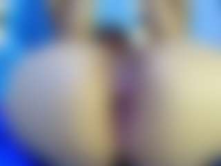 crystal-love18's Live Sex Cam Show