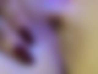 crystal-love18's Live Sex Cam Show