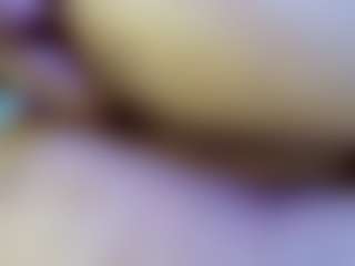 crystal-love18's Live Sex Cam Show