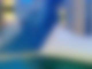 crystal-love18's Live Sex Cam Show